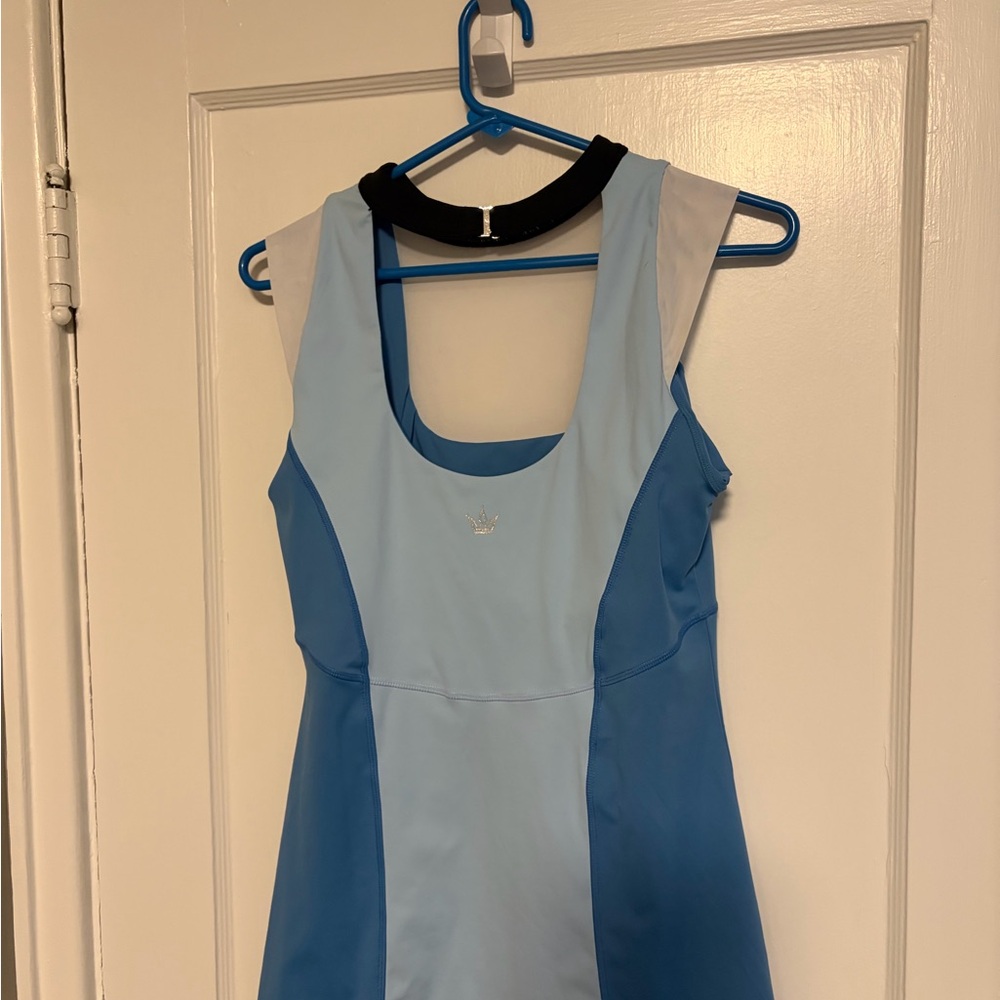 Crowned Athletics After Midnight athletic tank / L / worn once
